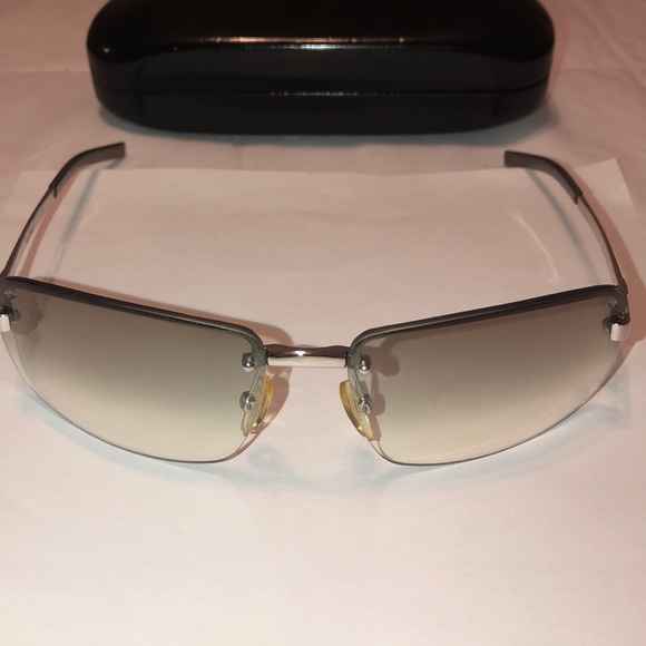 Gucci Other - 🌟GUCCI🌟 sunglasses 😎